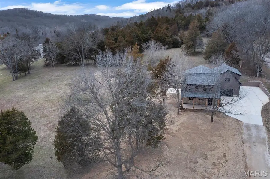 18531 S Fox Creek Lane, Pacific, MO 63069 - Image #2