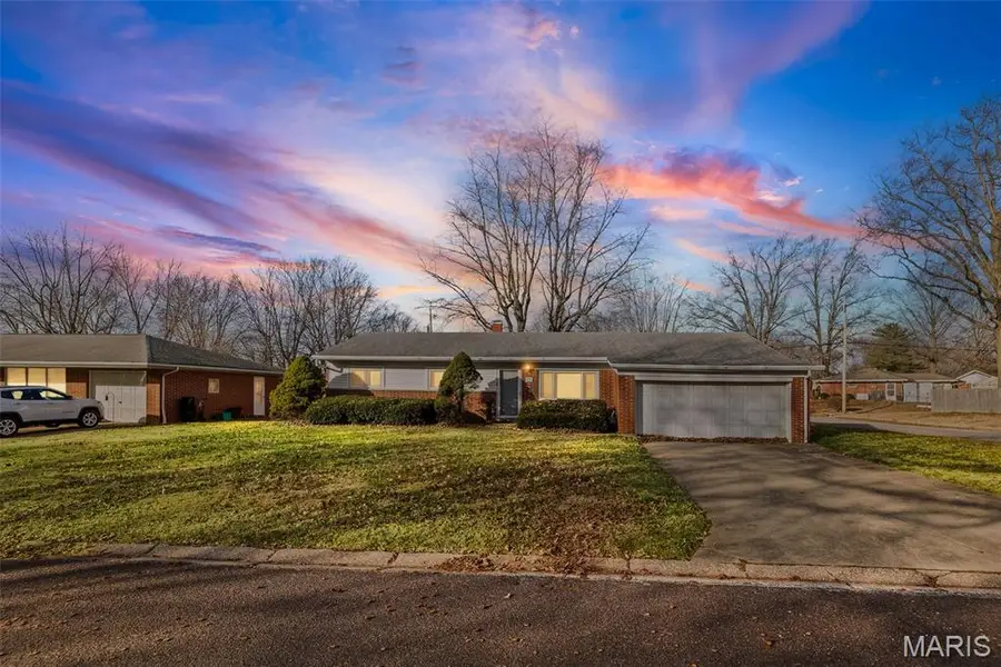 125 Chevy Chase Drive, Belleville, IL 62223 - Image #2