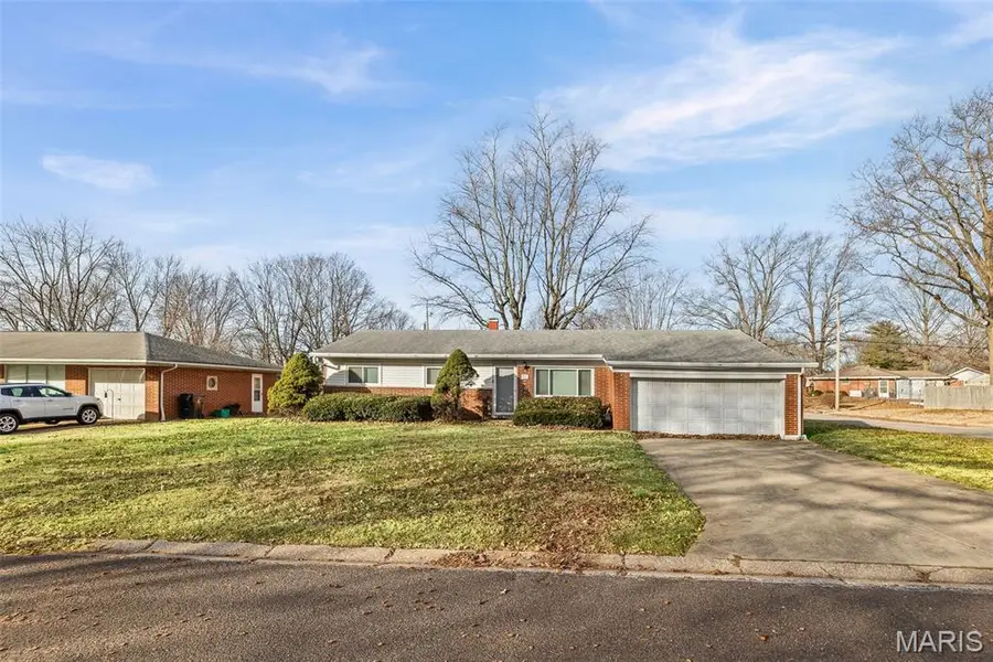 125 Chevy Chase Drive, Belleville, IL 62223 - Image #3