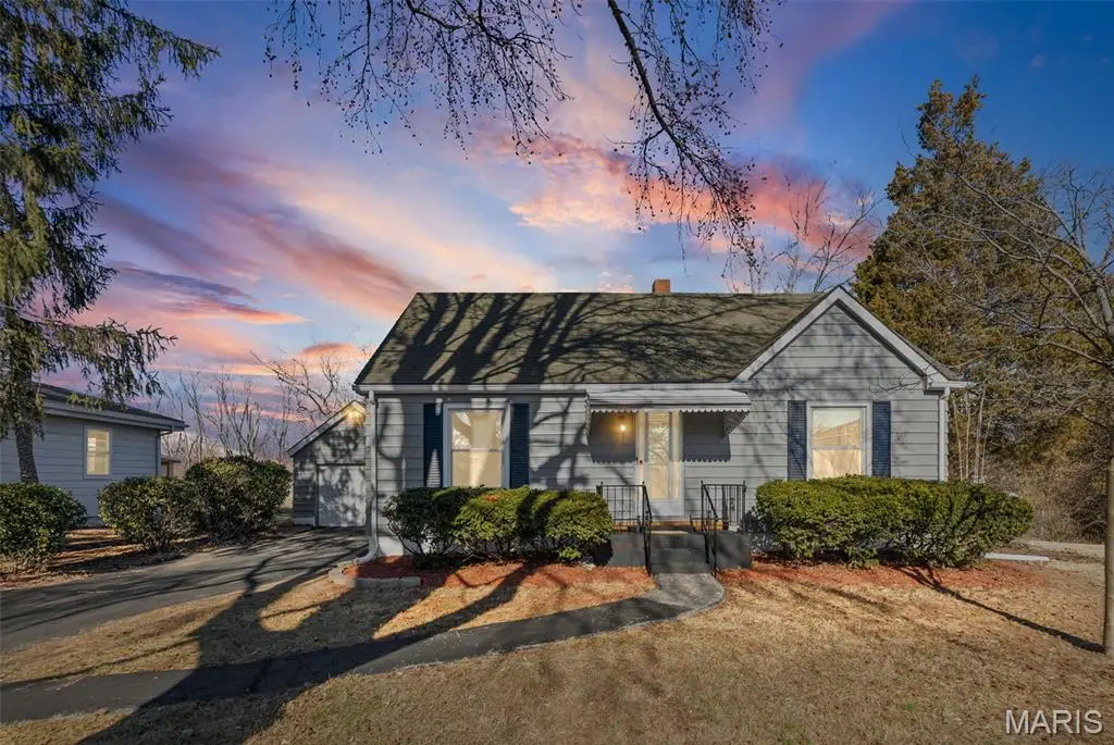 231 Parkway Drive, Swansea, IL 62226 - Image #1