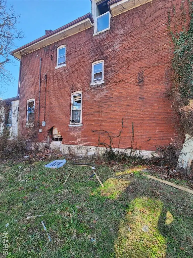 1430 Temple Place, Saint Louis, MO 63112 - #2
