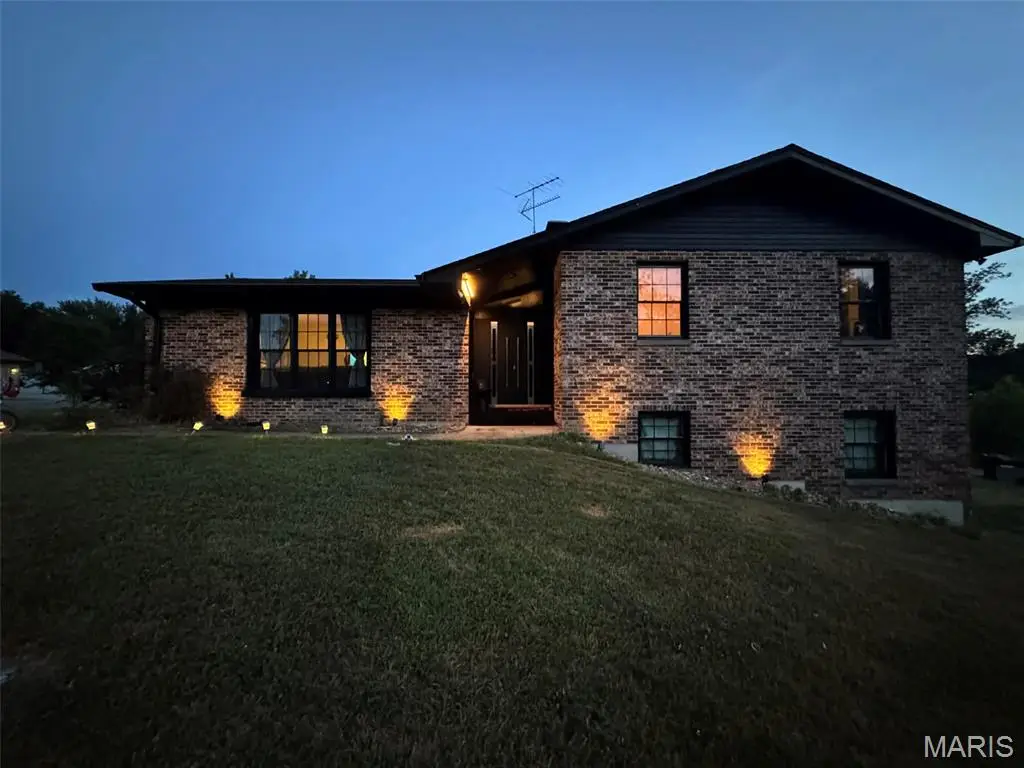 701 S Ridge Avenue, Steeleville, IL 62288 - Image #1