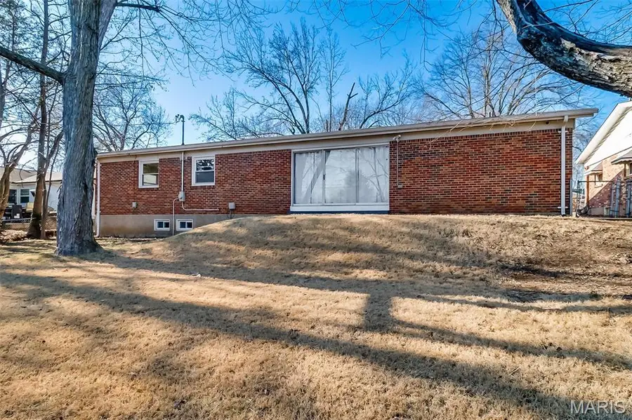 11944 Roseview Lane, Saint Louis, MO 63138 - Image #3