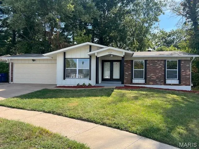 6530 Farm Pond Court, Florissant, MO 63033 - Image #1