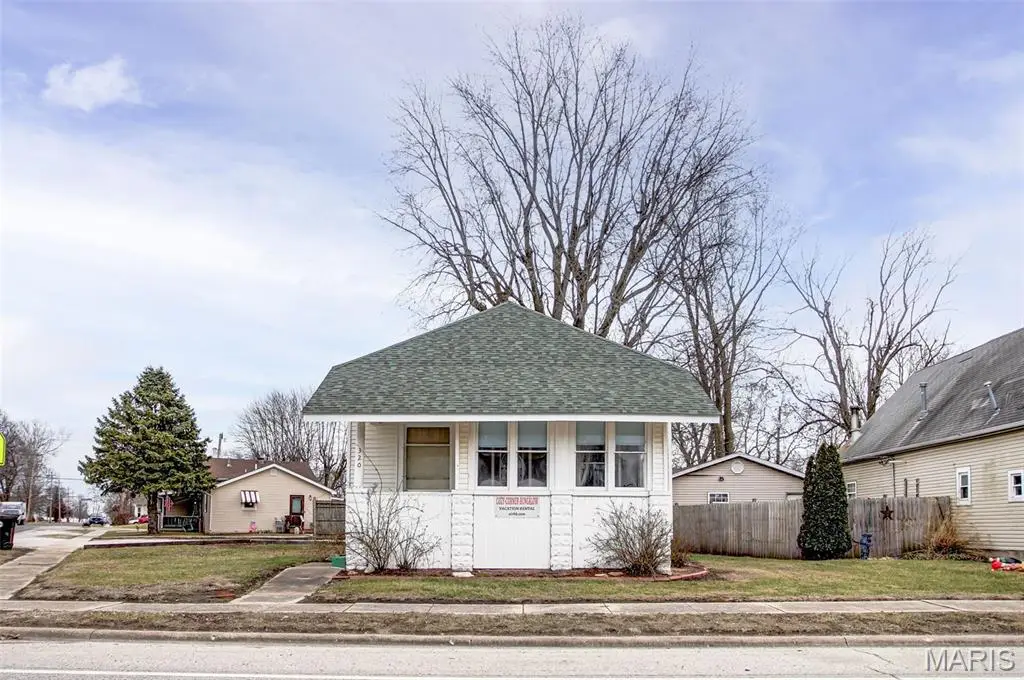 320 N State Street, Roodhouse, IL 62082 - Image #1