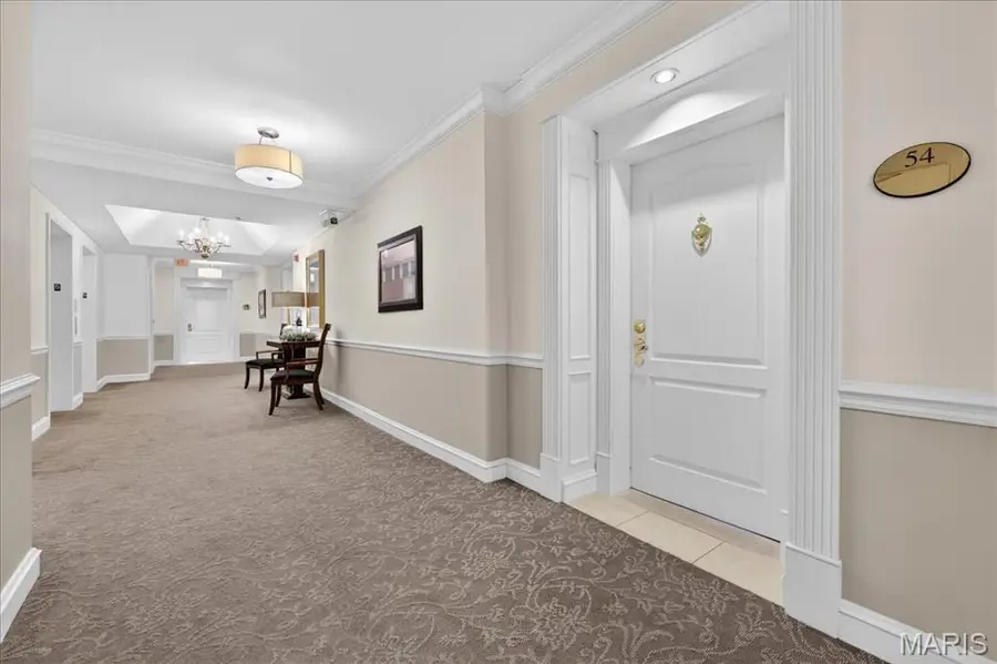 750 S Hanley Road #54, Saint Louis, MO 63105 - #2