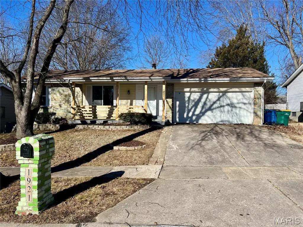 1921 Lakeheights Lane, Spanish Lake, MO 63138 - Image #1