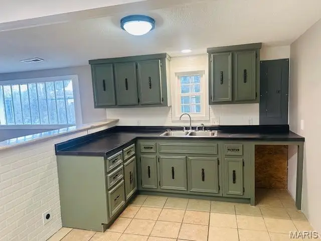 234 S Riverview, Poplar Bluff, MO 63901 - Image #2