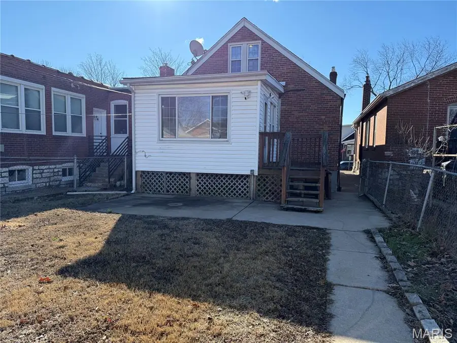 4939 Lisette Avenue, Saint Louis, MO 63109 - Image #3