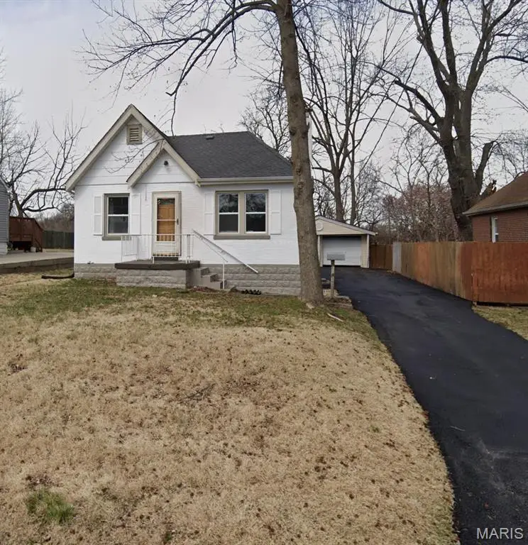 10239 Driver Avenue, Overland, MO 63114 - #1