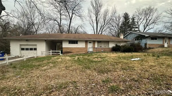 10164 Ventura Drive, St Louis, MO 63136