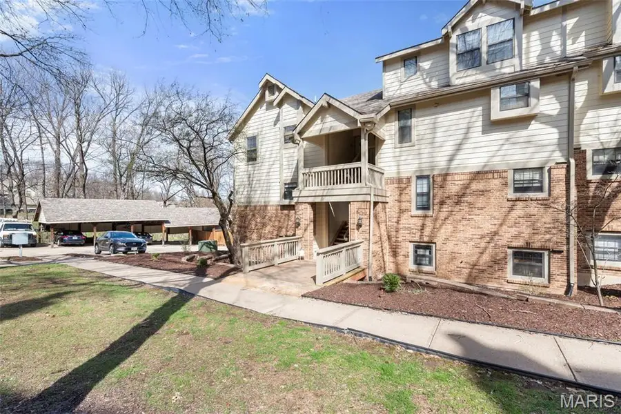 2224 Canyonlands Drive #C, Maryland Heights, MO 63043 - #2