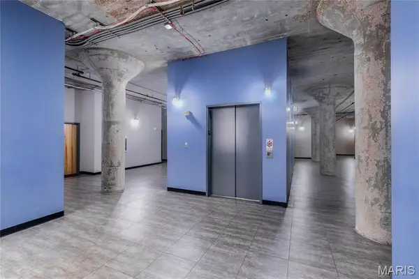 1511 Locust Street #404, St Louis, MO 63103