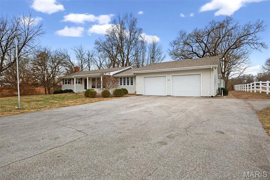 208 Mexico Road, Wentzville, MO 63385 - Image #3