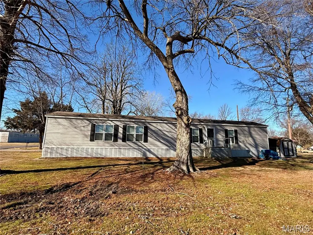 106 W Railroad Street, Gideon, MO 63848 - Image #1