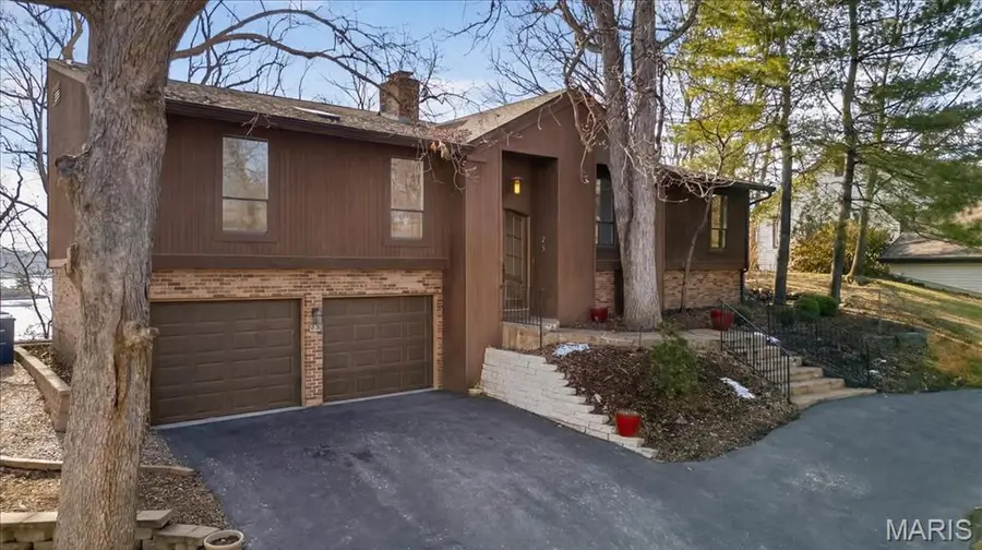 23 Marquette Drive, Lake Saint Louis, MO 63367 - #2