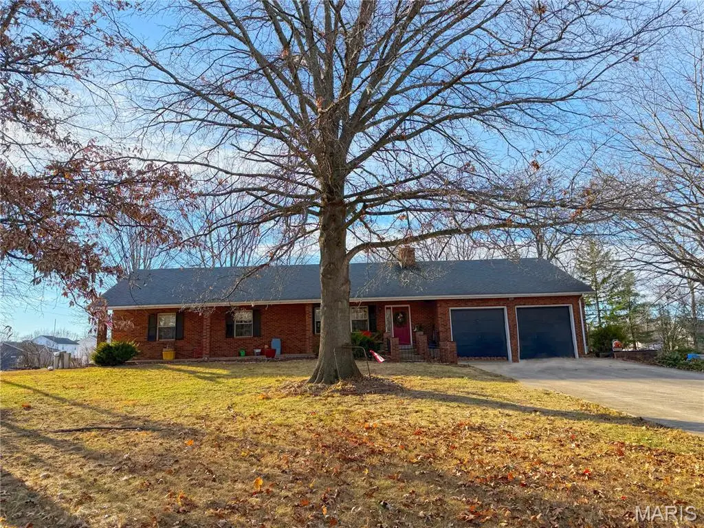 1825 Henke Road, Lake Saint Louis, MO 63367 - Image #1