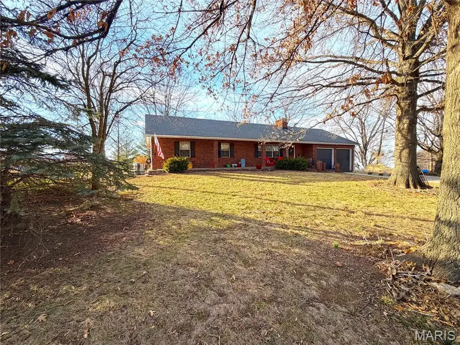 1825 Henke Road, Lake Saint Louis, MO 63367 - Image #3