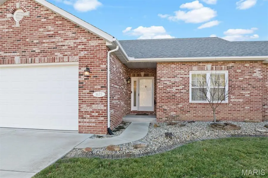 1675 Lakepointe Estates Drive, O Fallon, IL 62269 - Image #3