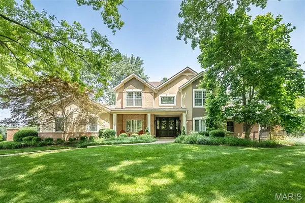 14899 Greenleaf Valley Drive, Chesterfield, MO 63017
