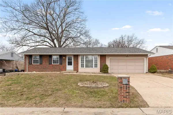 2309 Golfway Street, St Charles, MO 63301