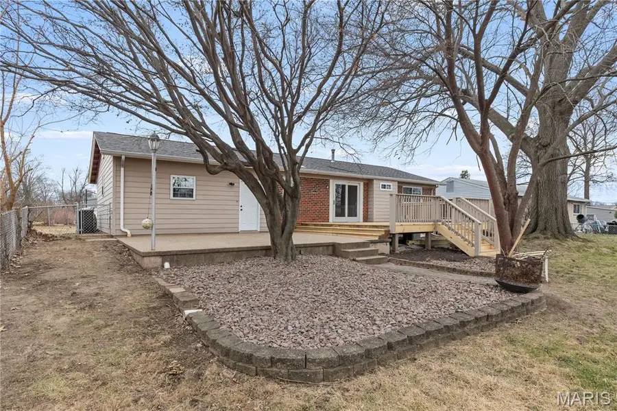 2309 Golfway Street, Saint Charles, MO 63301 - Image #2