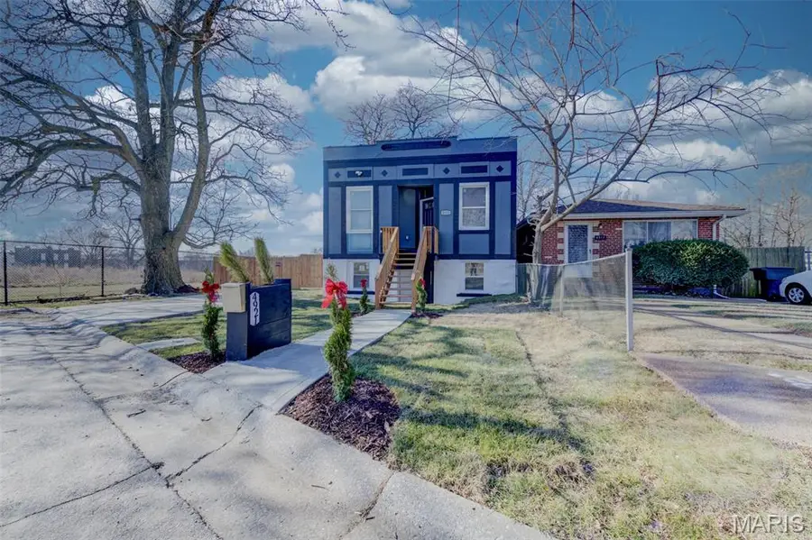 4921 S Compton Avenue, Saint Louis, MO 63111 - Image #2