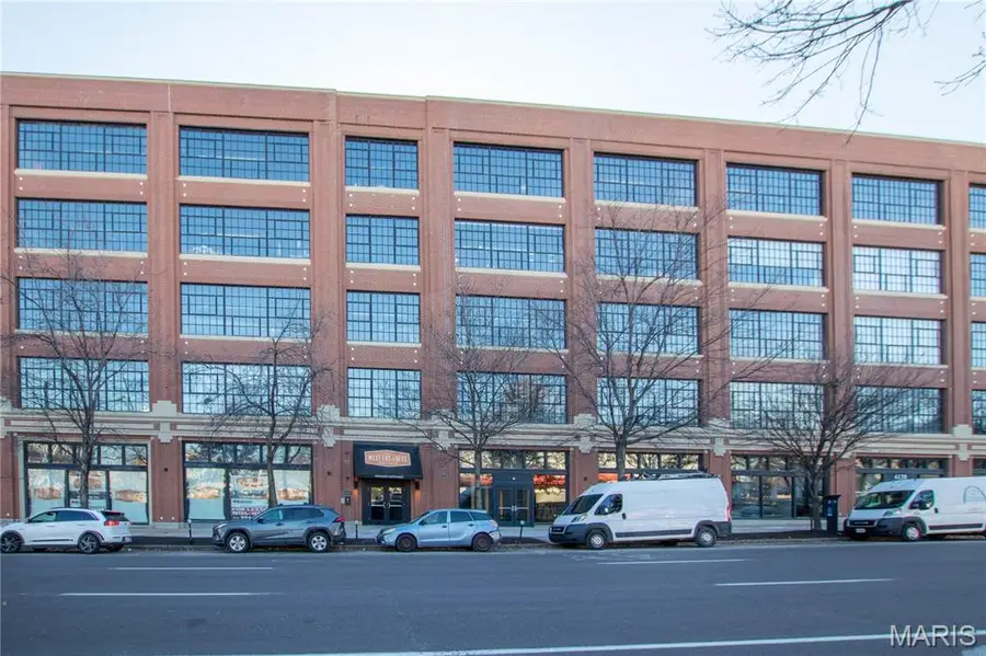 4100 Forest Park #303, Saint Louis, MO 63108 - Image #2