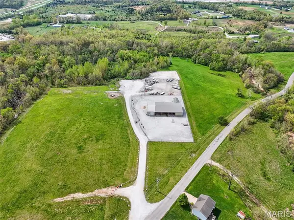 15 Hampel Industrial Drive, Moscow Mills, MO 63362