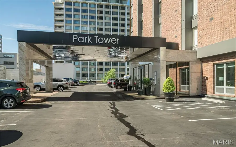 200 S Brentwood Boulevard #21H, Clayton, MO 63105 - Image #2