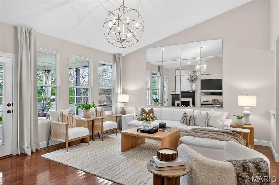 355 Countryshire Drive, Lake Saint Louis, MO 63367 - Image #3