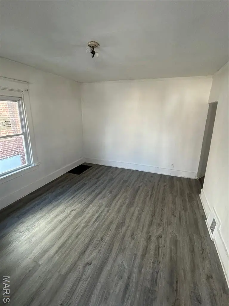 2516 Crescent Avenue, Saint Louis, MO 63121 - Image #2