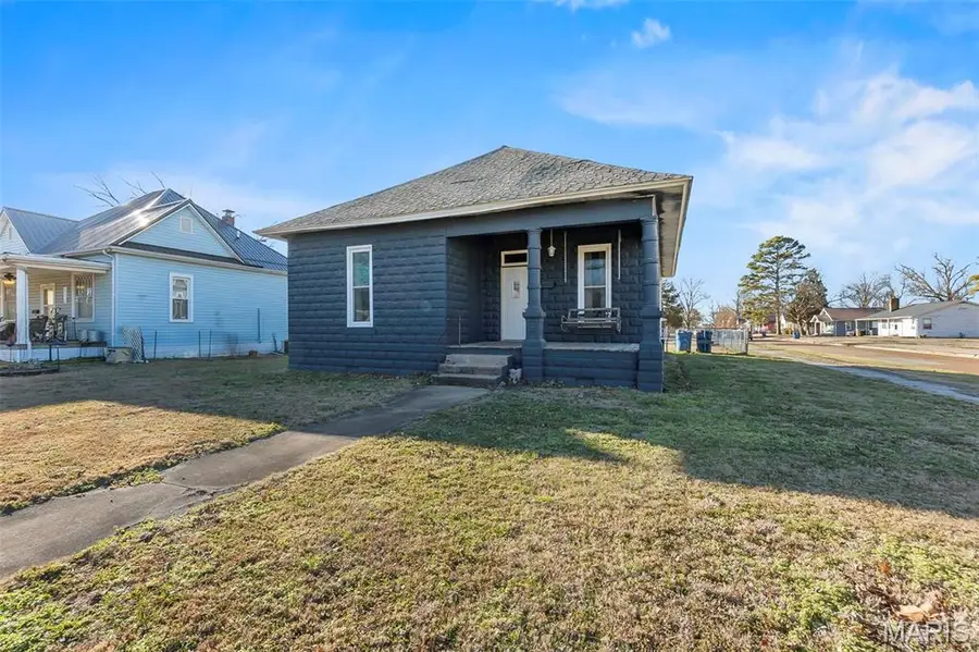 201 S 3rd Street, Chaffee, MO 63740 - Image #2