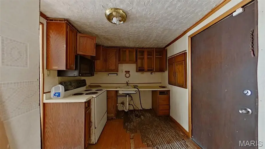 159 Flora Drive, Hazelwood, MO 63135 - Image #3