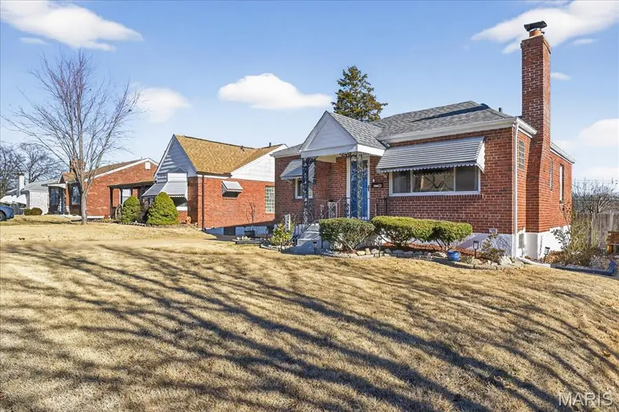 9312 Aster Avenue, Affton, MO 63123 - Image #3