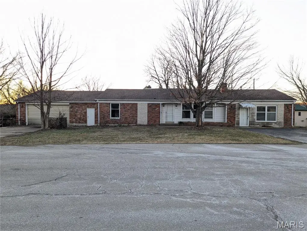 201 S East Street, Warrenton, MO 63383 - Image #1