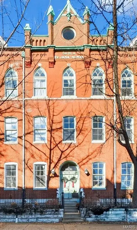 1621 S 11th Street #D, Saint Louis, MO 63104 - Image #1