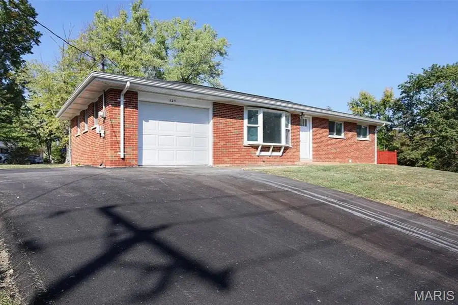 5211 Hunning Road, High Ridge, MO 63049 - Image #2