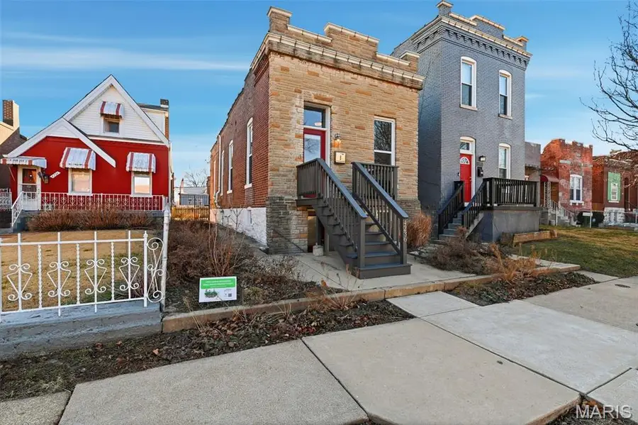 4236 Swan Avenue, Saint Louis, MO 63110 - Image #2