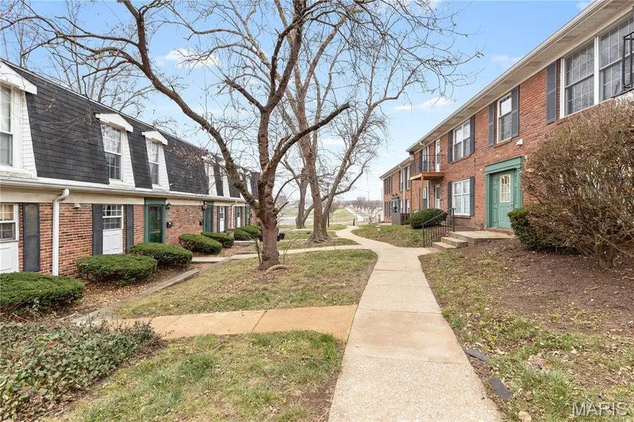 444 Chapel Ridge Drive #F, Hazelwood, MO 63042 - Image #3