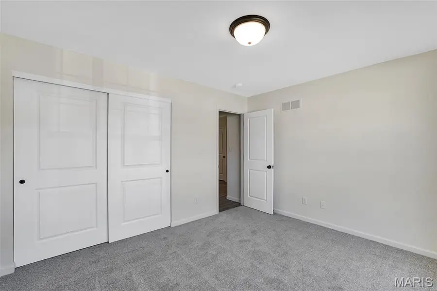 211 Windmill View Drive, Wentzville, MO 63385 - Image #2