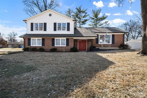 11960 Randy Drive, Creve Coeur, MO 63141