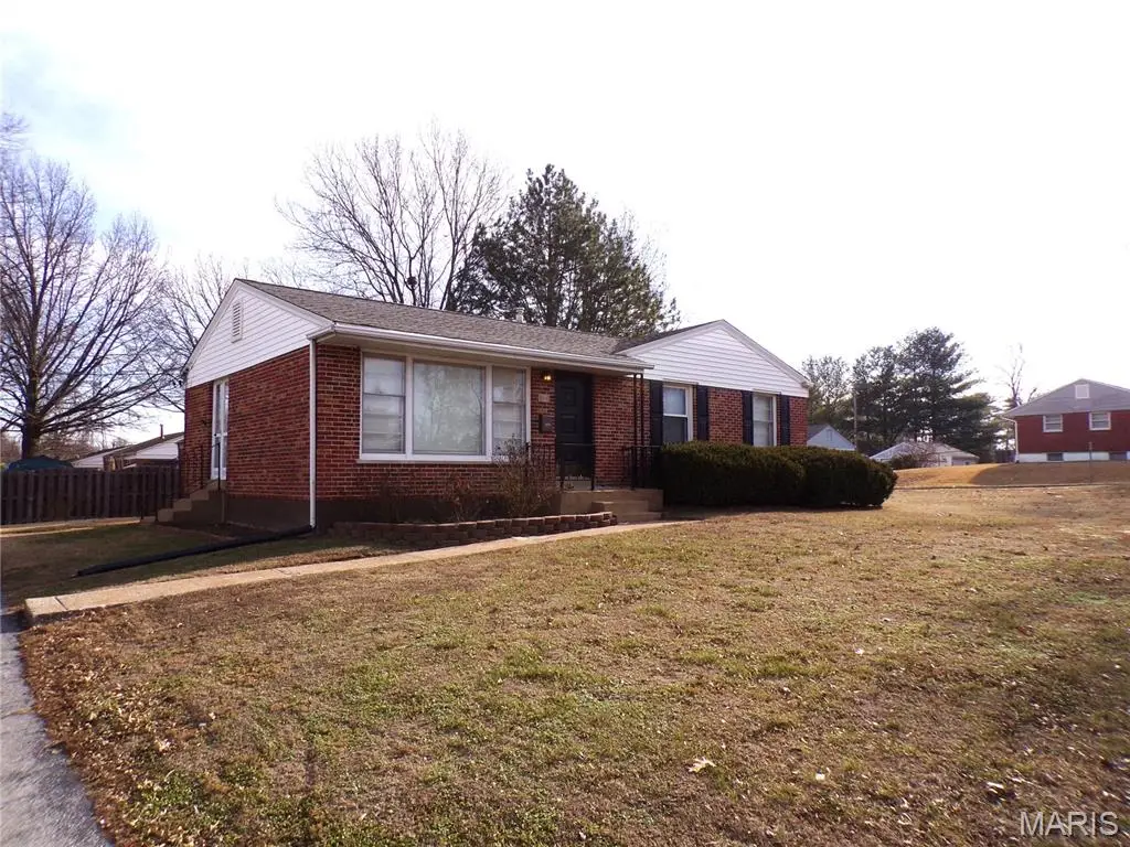 860 Graham Road, Florissant, MO 63031 - Image #1