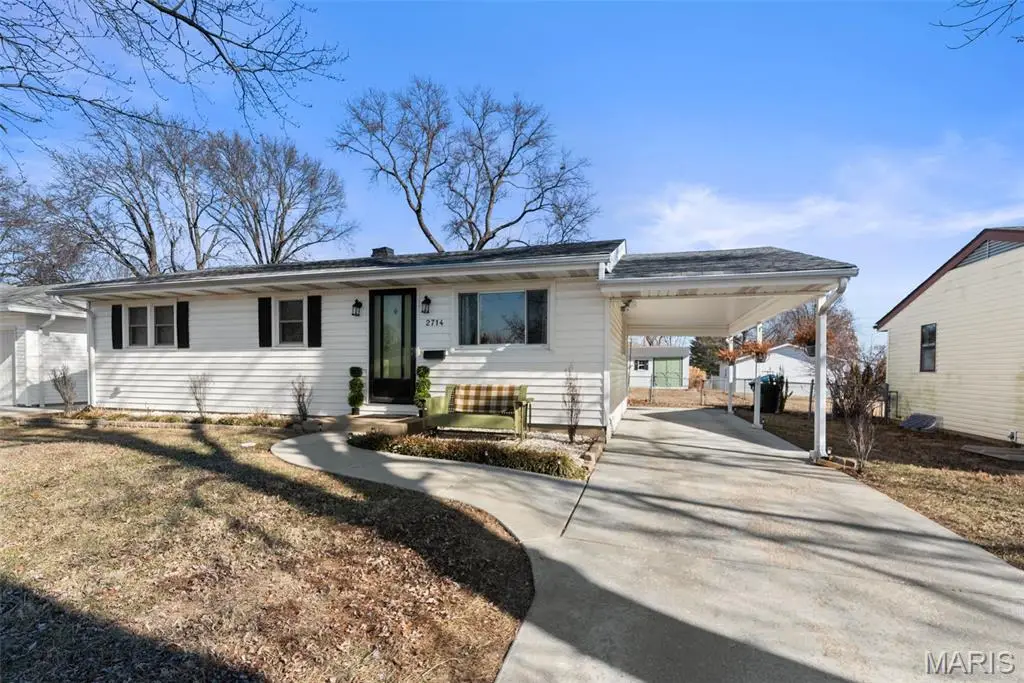 2714 Linden Place, Saint Charles, MO 63301 - Image #1