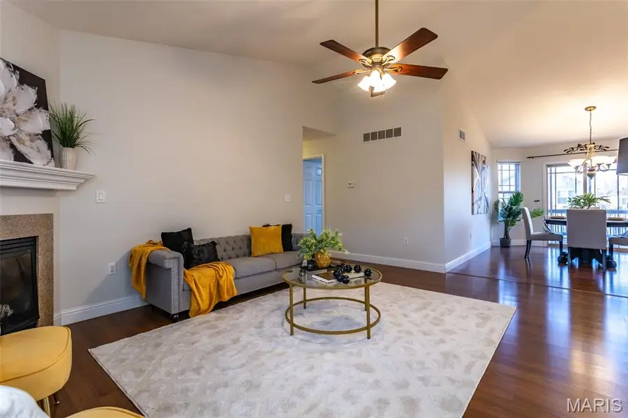 427 E Donnewald Street, Worden, IL 62097 - Image #3