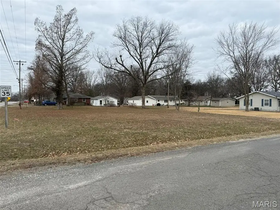 105 N Hickory Street, Okawville, IL 62271 - Image #3