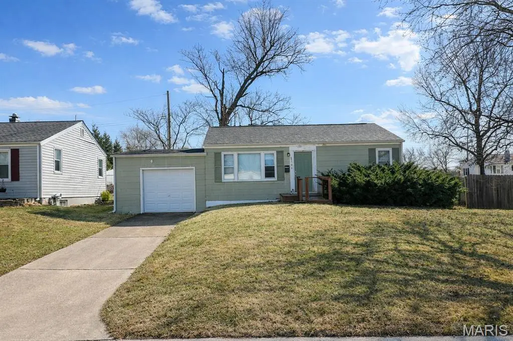 8520 Ava Drive, Affton, MO 63123 - #1