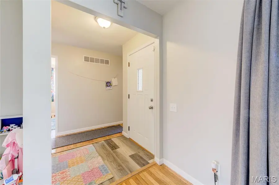 11882 Nero Drive, Florissant, MO 63033 - Image #2