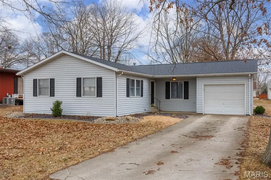 650 23rd Street, Carlyle, IL 62231 - Image #3