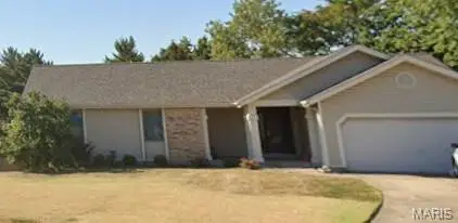 5 Wood Eagles Court, St Charles, MO 63303